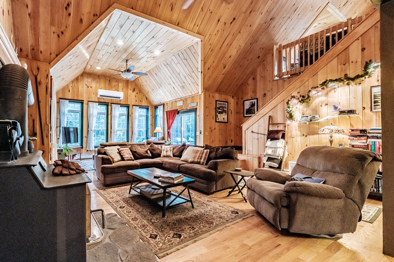295 Fosterville Rd
